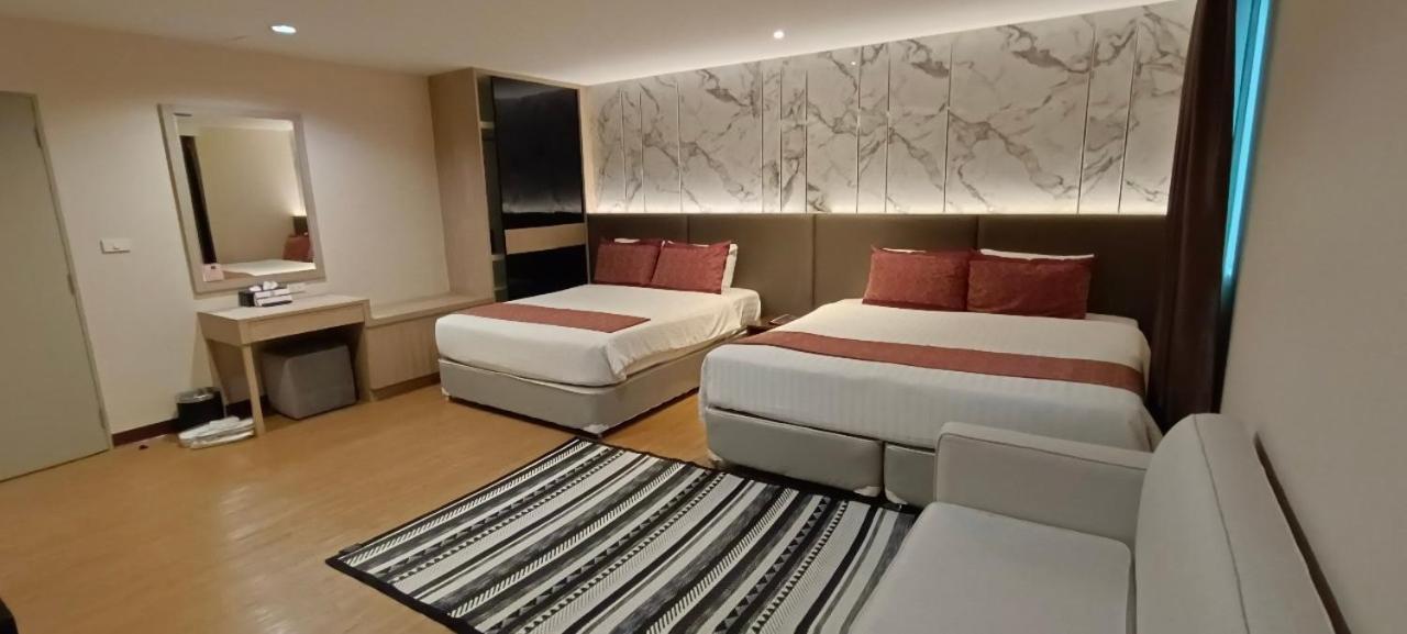 The Airport Courtyard Suvarnabhumi Airport Bangkok Exterior photo Deluxe Room